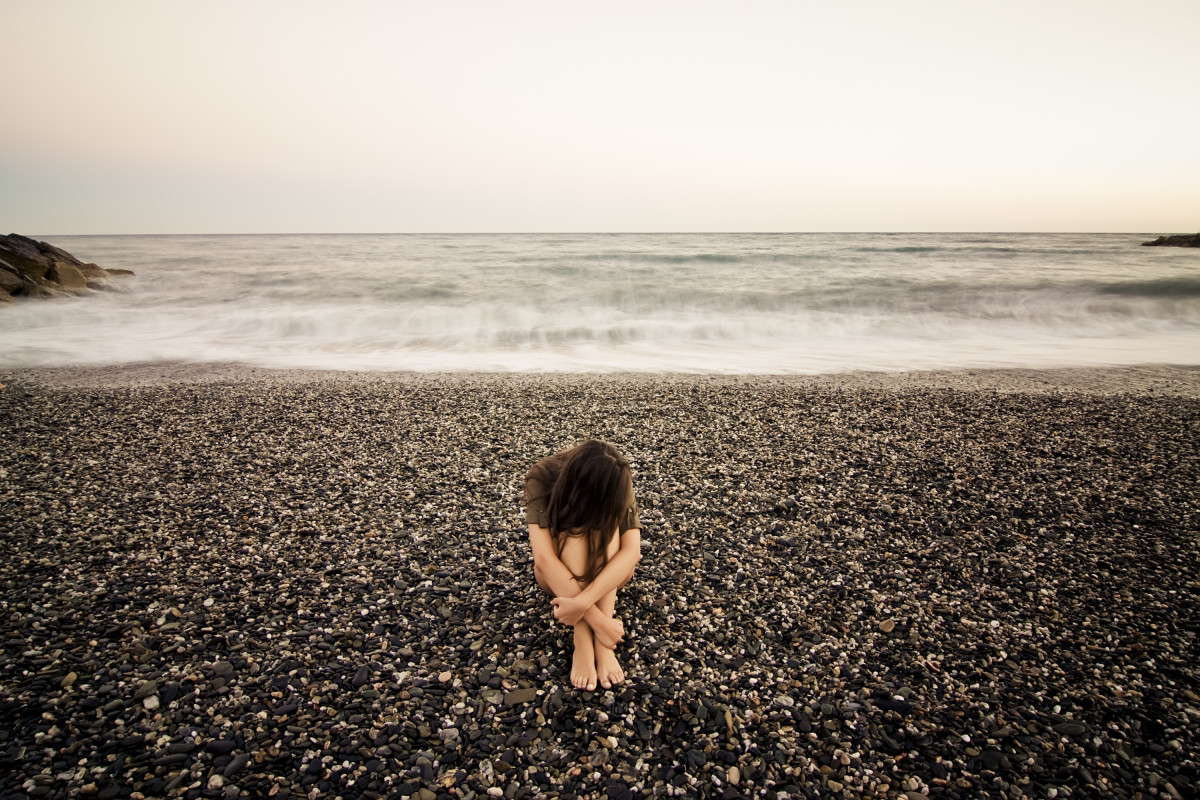 Loneliness (Image: themominmend.com)