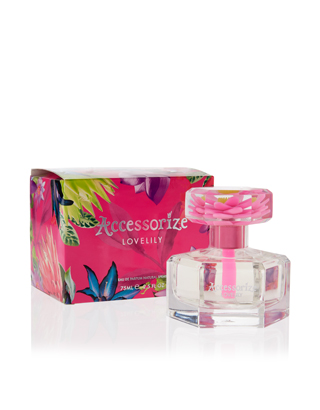 Accessorise lovelily