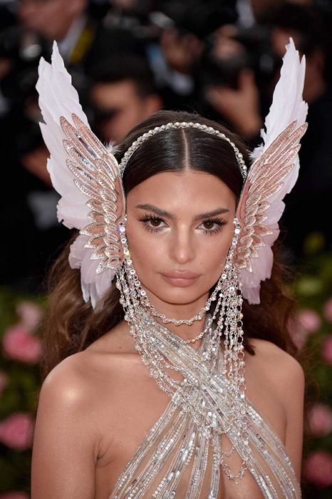 gettyimages Emily Ratajkowski met gala
